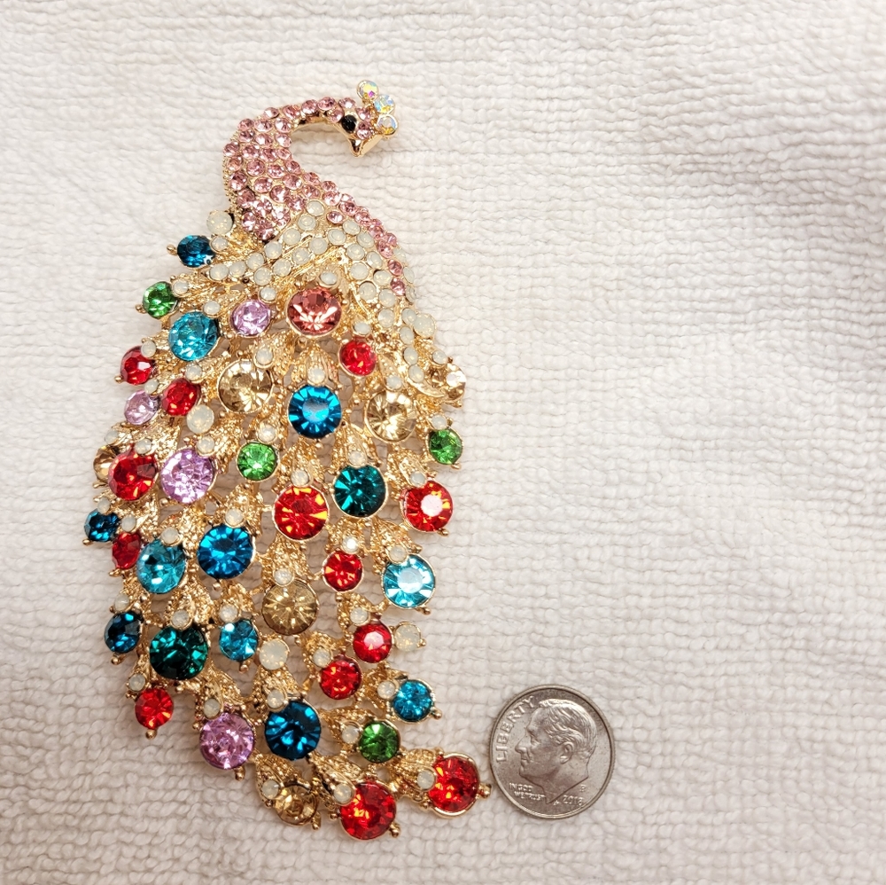 Jumbo Peacock Rainbow Crystals Brooch Pendant Purse Charm Key ring *NWT
